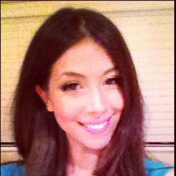 Meet your Posher, Caroline - Picture 1 of 1